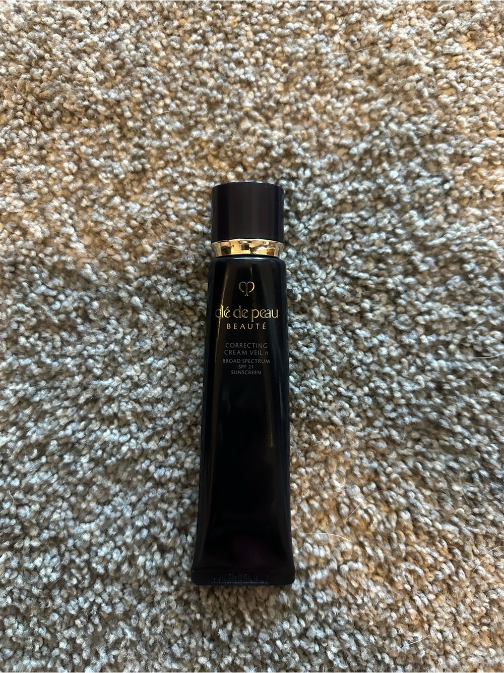 Lightly Used Cle De Peau Correcting Cream Veil